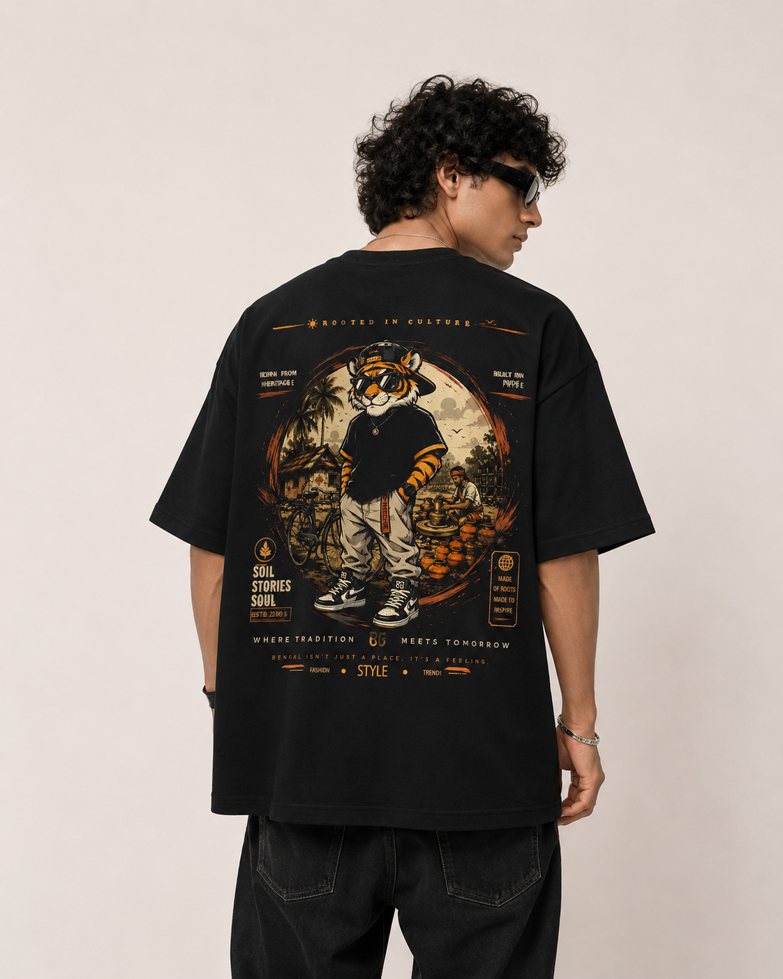 EZ SOIL STORIES SOUL Oversized Graphic T-Shirt